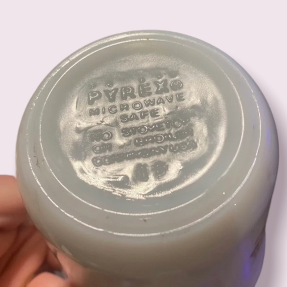 Vintage Pyrex “spring impression” coffee cream and mug. - Picture 4 of 10